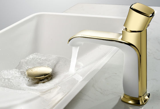 Zinc Alloy Single Handle Electroplate Wash Basin Tap